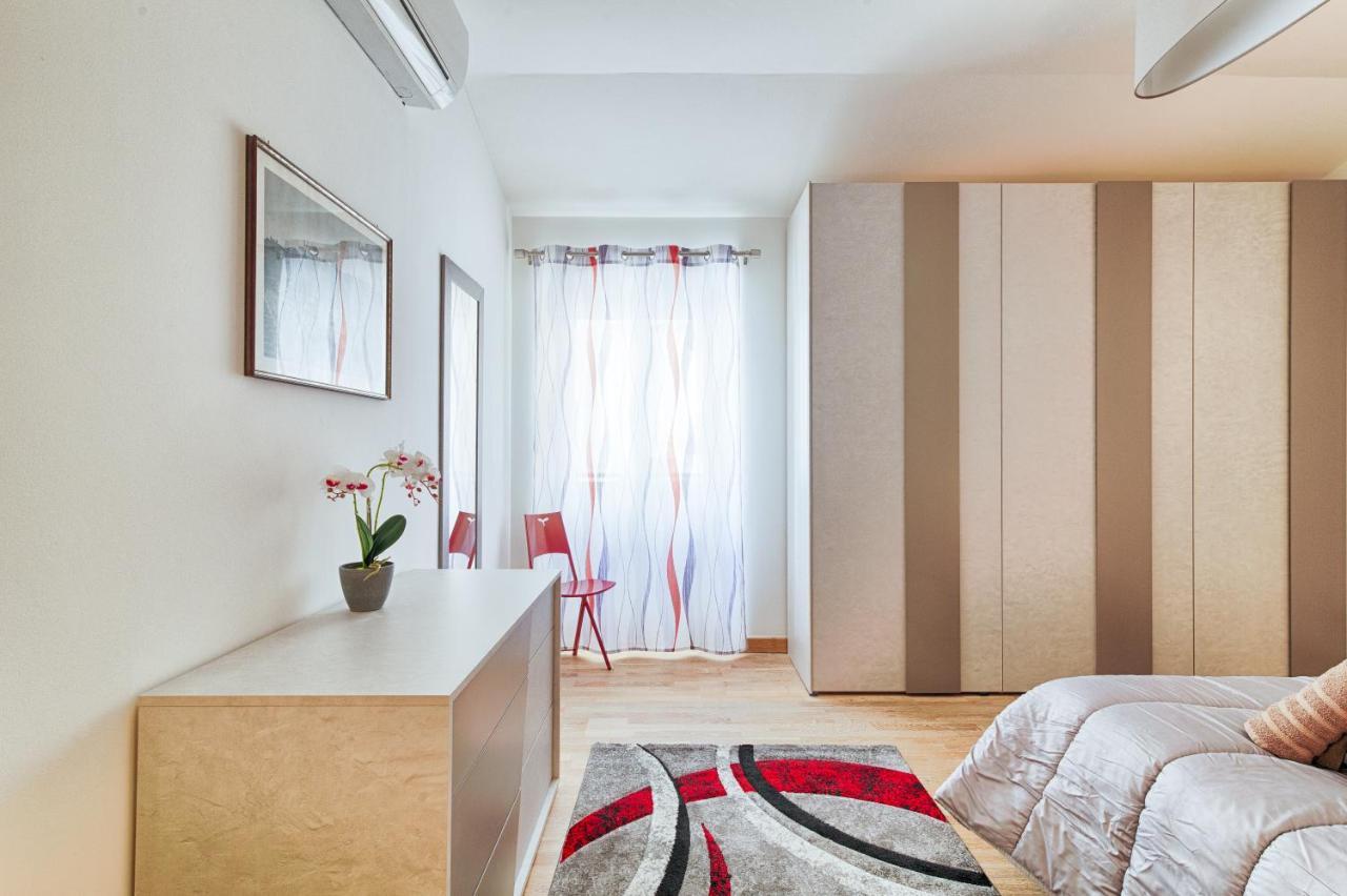 Frida Apartment Nuovo Luminoso Con Vista Aperta Trieste Exterior foto